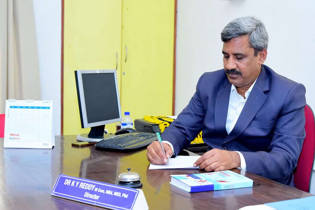 mgmt director